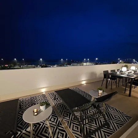 Face A La Mer, Superbe Roof Top, Vue Panoramique, Solarium, Clim Appartement